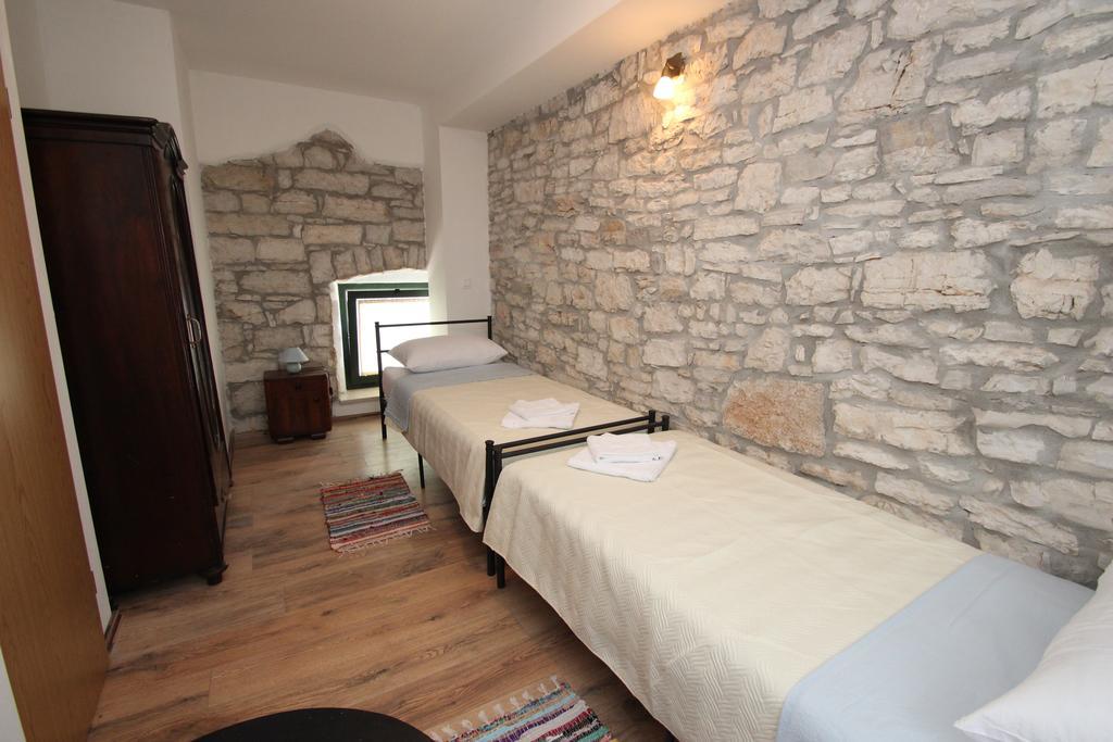 Holiday Home Vinkovic Пореч Екстер'єр фото